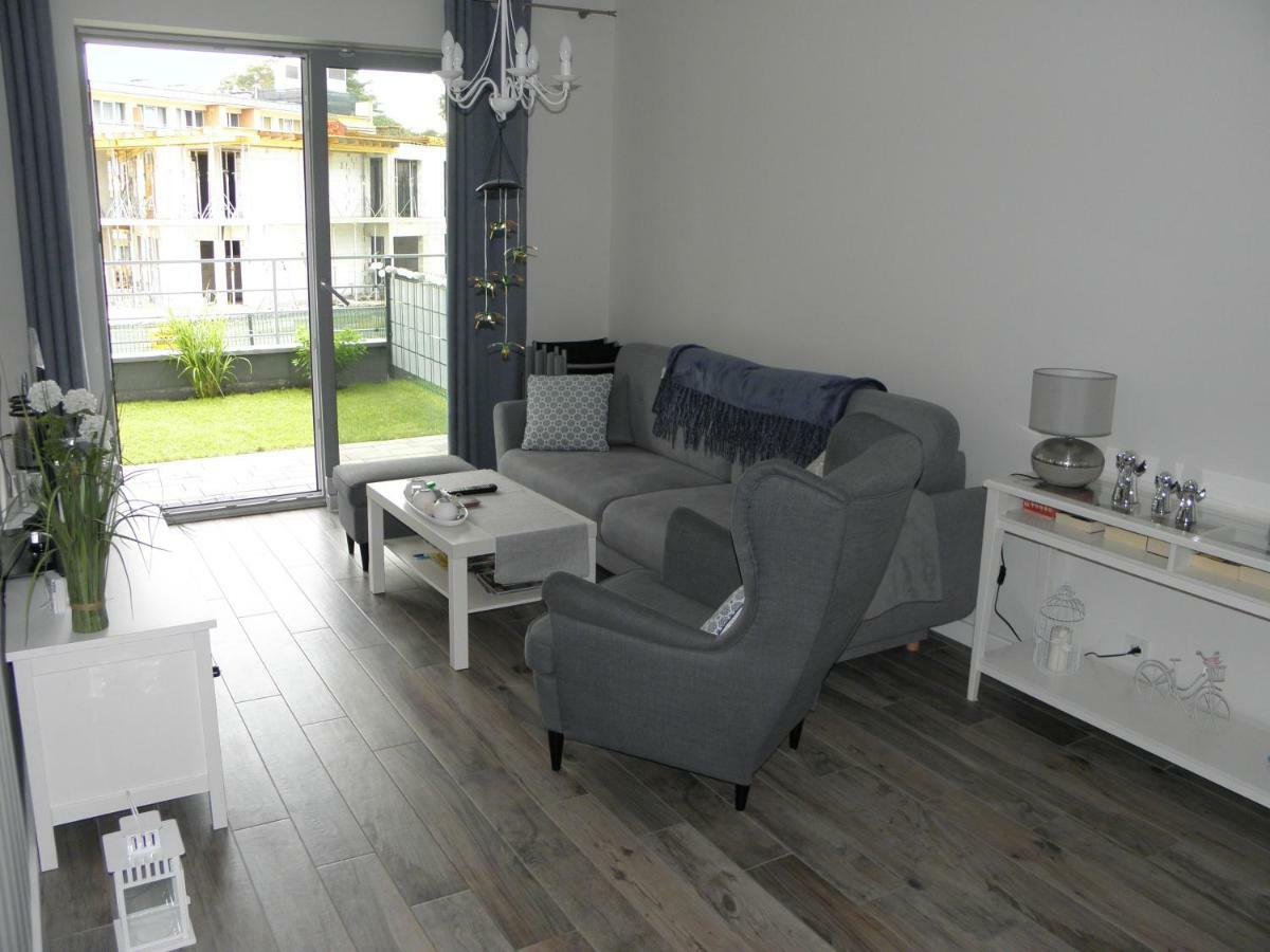 Apartament z Ogródkiem Pobierowo Zewnętrze zdjęcie