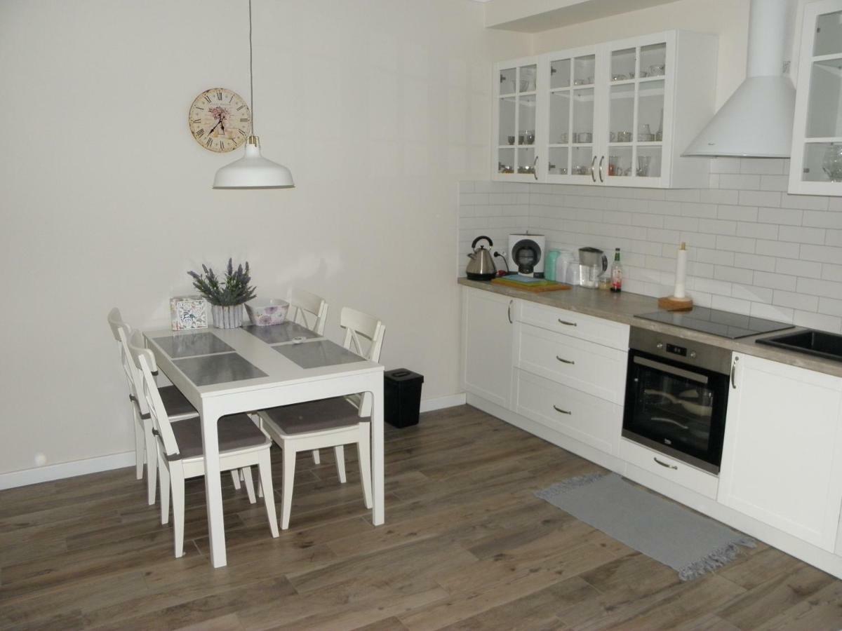 Apartament z Ogródkiem Pobierowo Zewnętrze zdjęcie